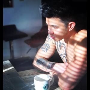 Meet your Posher, Byron